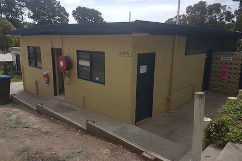 Lakes Caravilla Caravan Park - Tourism Adelaide 3