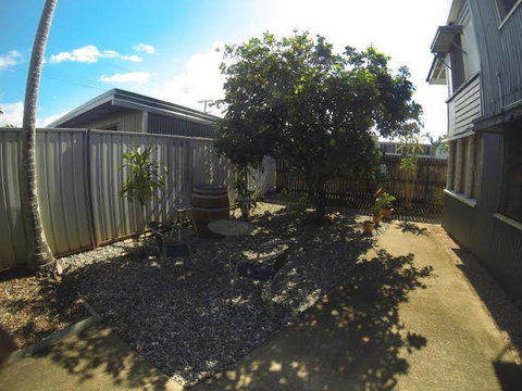 AussieWolf Share House - Tourism Adelaide 0