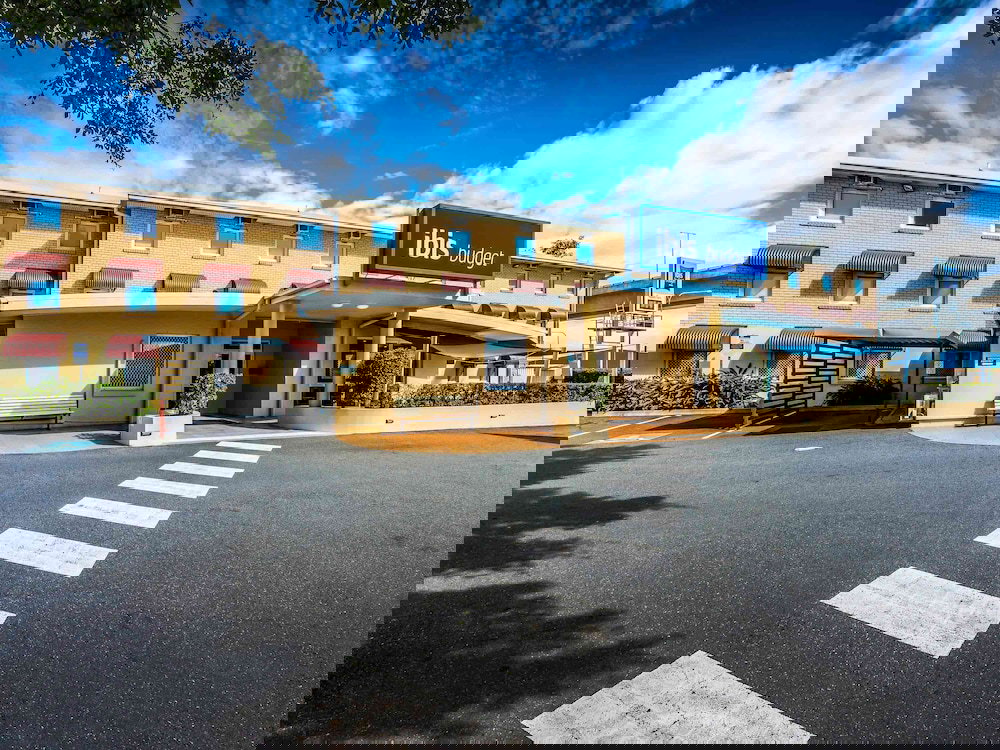 Hendra QLD Tourism Adelaide