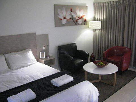 Clyde River Motor Inn - Tourism Adelaide 1