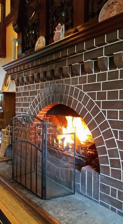 Petersons Armidale Winery & Guesthouse - Tourism Adelaide 3