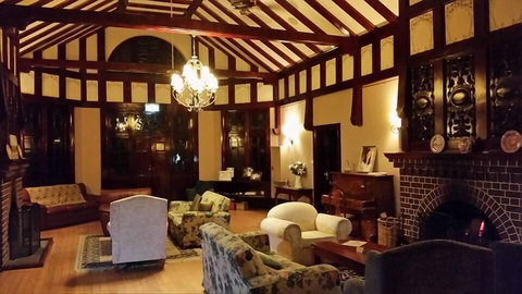 Petersons Armidale Winery & Guesthouse - Tourism Adelaide 2