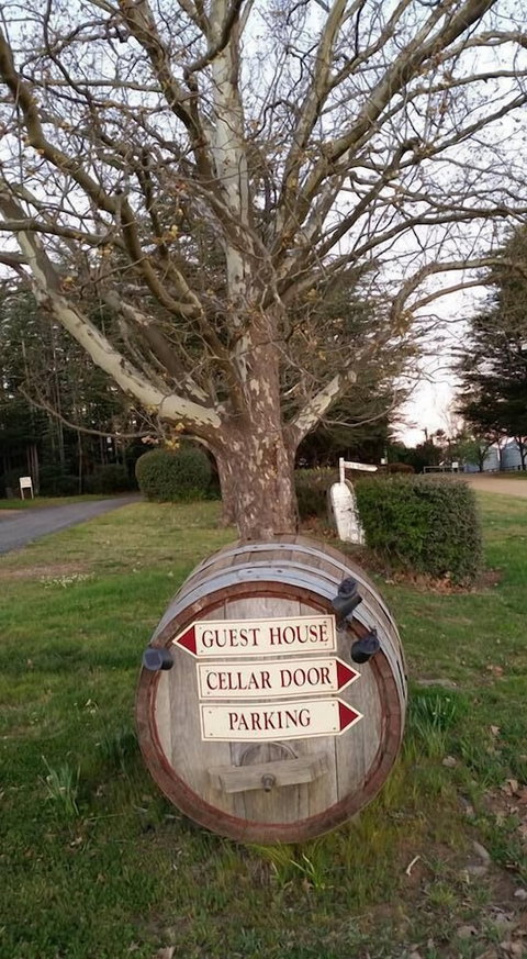 Petersons Armidale Winery & Guesthouse - Tourism Adelaide 1