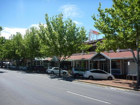 Adelaide Travellers Inn - Hostel - Tourism Adelaide 0