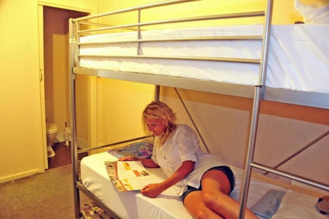 Adelaide Travellers Inn - Hostel - Tourism Adelaide 5
