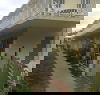 Bayshores Holiday Apartments - Tourism Adelaide