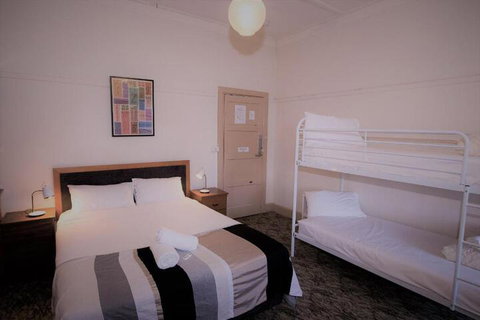 Delatite Hotel - Tourism Adelaide 3