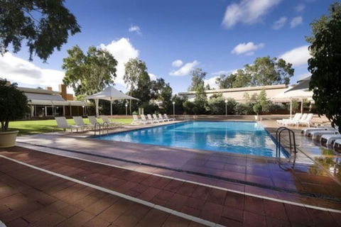 Desert Gardens Hotel - Tourism Adelaide 1