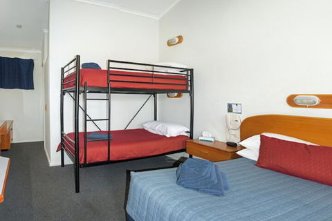 Rest Point Motor Inn - Tourism Adelaide 5