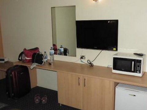 Tandara Hotel Motel - Tourism Adelaide 3