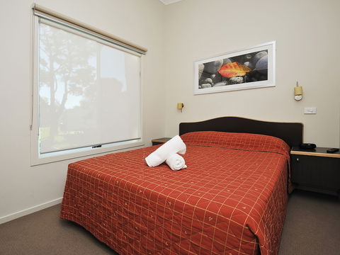 NRMA Eastern Beach Holiday Park - Tourism Adelaide 3