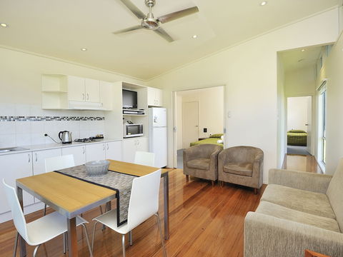 NRMA Eastern Beach Holiday Park - Tourism Adelaide 5