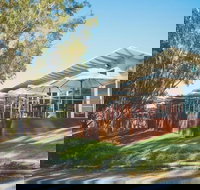 Bridges on Meninya Motel  Apartments - Tourism Adelaide