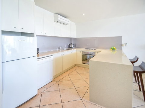 Fairshore Noosa - Tourism Adelaide 6
