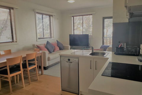 Enzian Hotel - Mt Buller - Tourism Adelaide 7