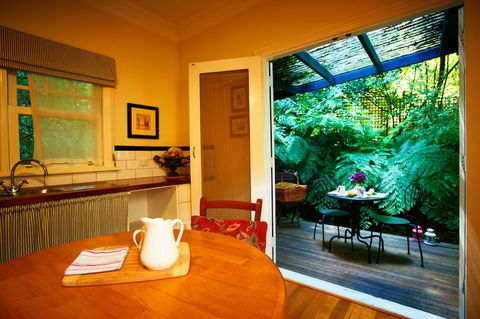 Gatehouse Cottage At Merrow Cottages - Mt Dandenong - Tourism Adelaide 5