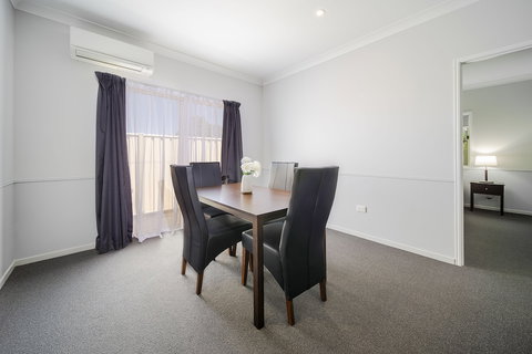 Roma Inland Motor Inn - Tourism Adelaide 3