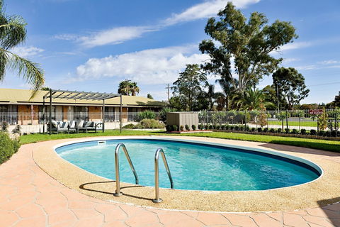 Statesman Motor Inn - Tourism Adelaide 2
