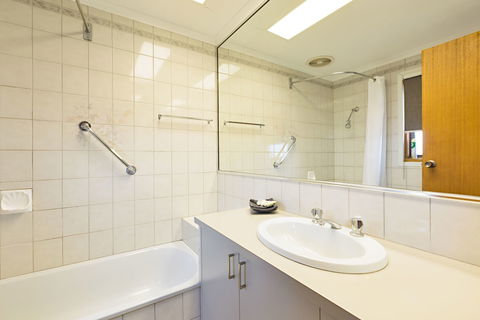 Statesman Motor Inn - Tourism Adelaide 5
