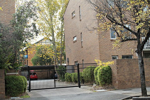 Adelaide Dresscircle Apartments Archer Street - Tourism Adelaide 4