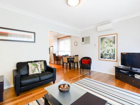 BOUTIQUE STAYS Sandyside Sandringham Villa Units - Tourism Adelaide 5