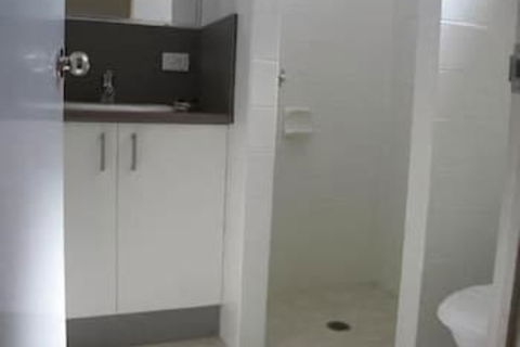 Nambour Lodge Motel - Tourism Adelaide 7