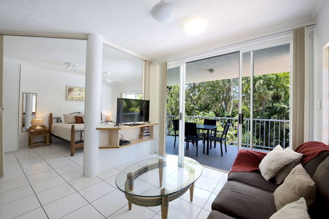 Golden Sands Beachfront Apartment Resort - Tourism Adelaide 6