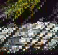 Golden Sands Beachfront Apartment Resort - Tourism Adelaide