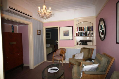 Bourke Riverside Motel - Tourism Adelaide 1