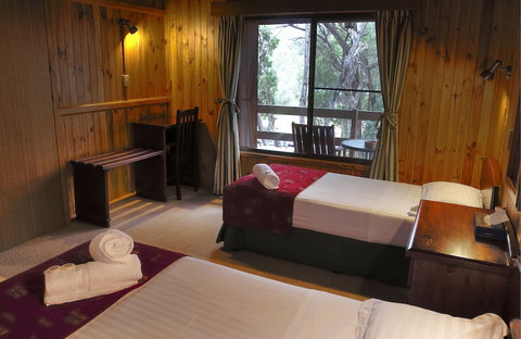 Granite Belt Brewery Retreat - Tourism Adelaide 4