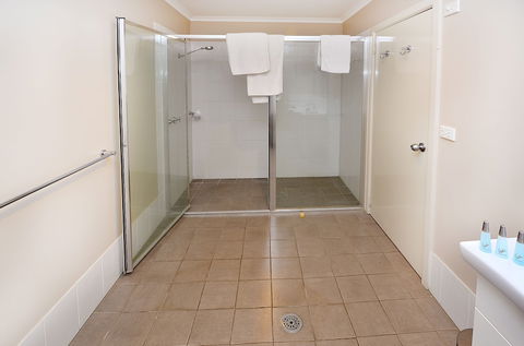 Mackellar Motel - Tourism Adelaide 6