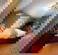 Finlie - Tourism Adelaide