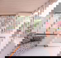 Jones On Wilson Boutique BB