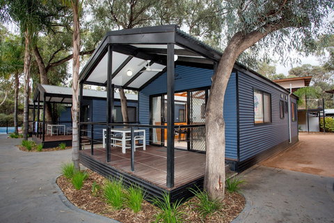 BIG4 Renmark Riverfront Holiday Park - Tourism Adelaide 0