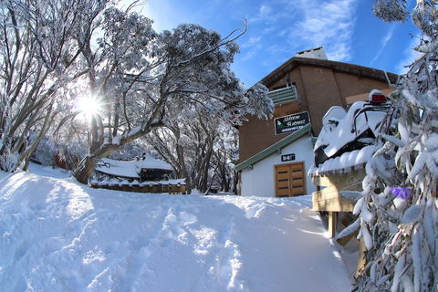 Alpine Retreat Mt Buller - Tourism Adelaide 0