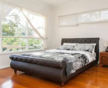 Eltham Retreat - Tourism Adelaide 0
