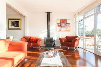 Eltham Retreat - Tourism Adelaide 3
