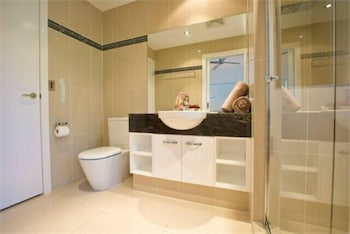 Pinnacle Apartments Hamilton Island - Tourism Adelaide 5
