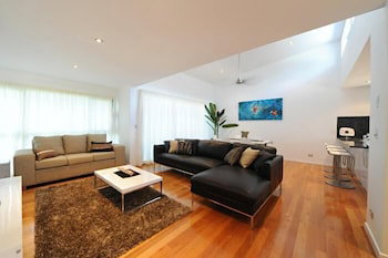 Pinnacle Apartments Hamilton Island - Tourism Adelaide 6
