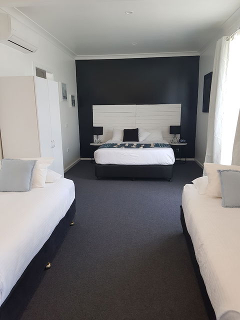 Town House Motor Inn - Tourism Adelaide 2