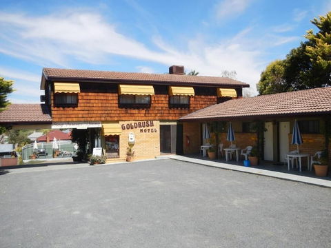 Young Goldrush Motel - Tourism Adelaide 0