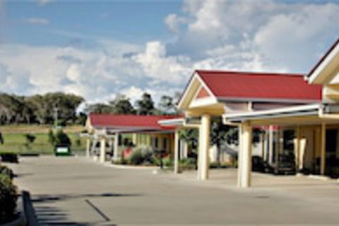 Pittsworth Motor Inn - Tourism Adelaide 0