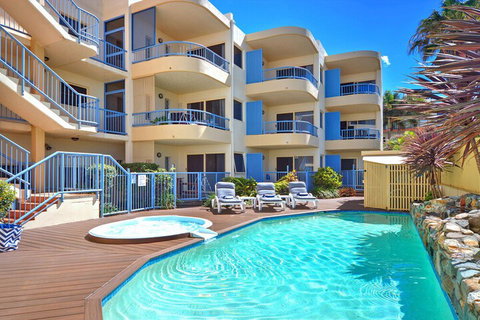 Coolum Baywatch Resort - Tourism Adelaide 5