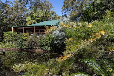 Lake Weyba Cottages - Tourism Adelaide 2