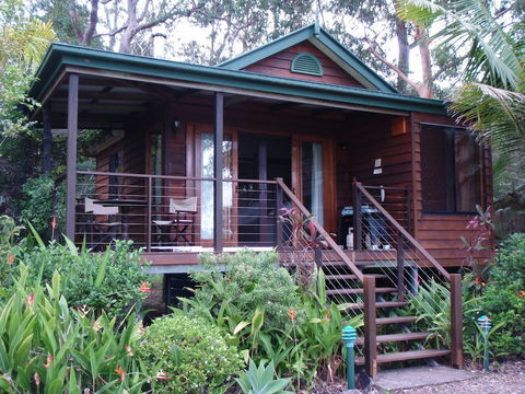 Lake Weyba Cottages - Tourism Adelaide 1