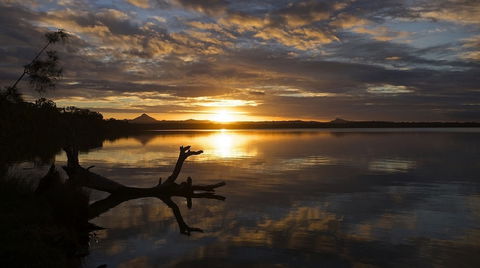 Lake Weyba Cottages - Tourism Adelaide 0