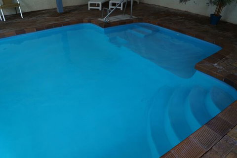 Magdala Motor Lodge & Lakeside Restaurant - Tourism Adelaide 1