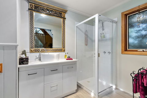 Gembrook Cottages - Tourism Adelaide 2