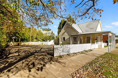 Gembrook Cottages - Tourism Adelaide 0