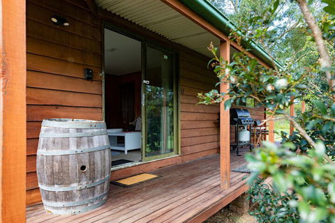 Hunter Hideaway Cottages - Tourism Adelaide 5